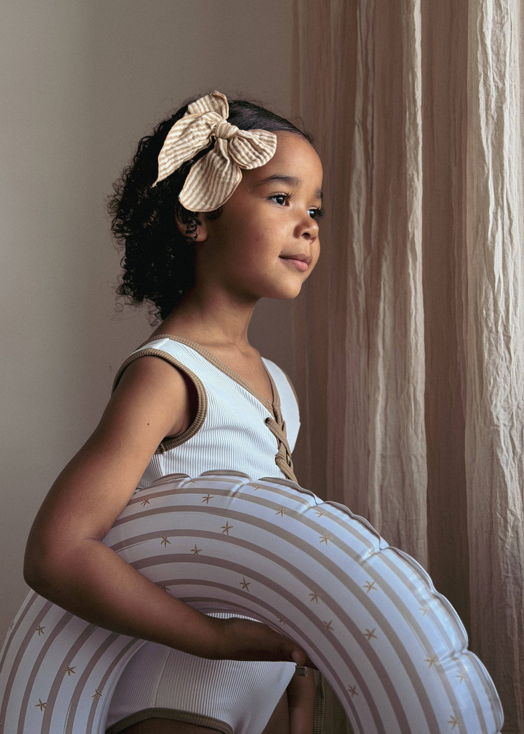 Mrs.Ertha - Nouvelle barrette Fable Bow - Lignes caramel