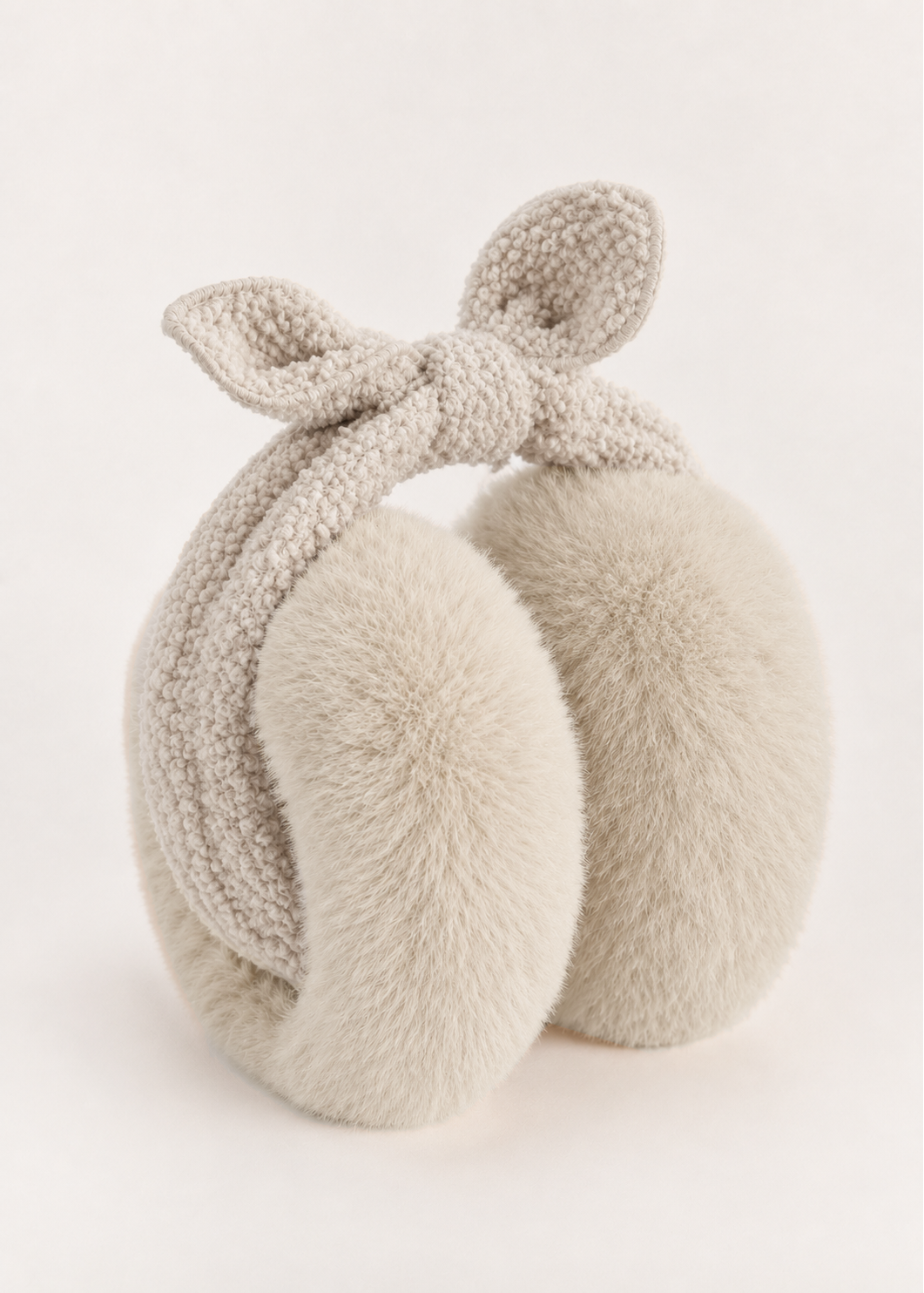 Mrs.Ertha - Cache oreilles