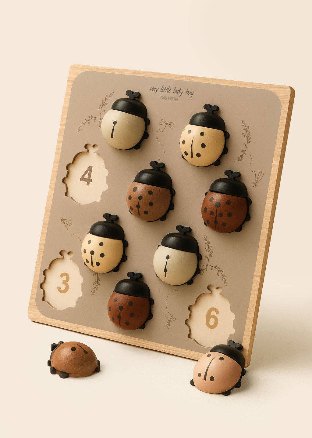 Mrs.Ertha - Mesdames XLWood - Puzzle XLWood - Bois